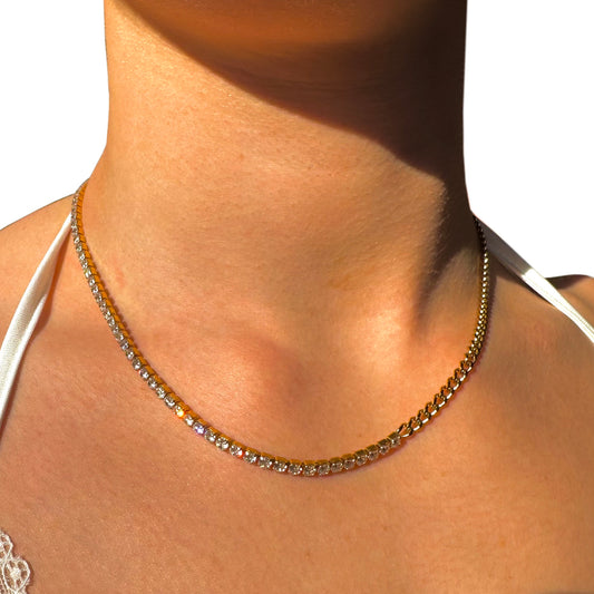 18k Yellow Gold & CZ Stone Necklace